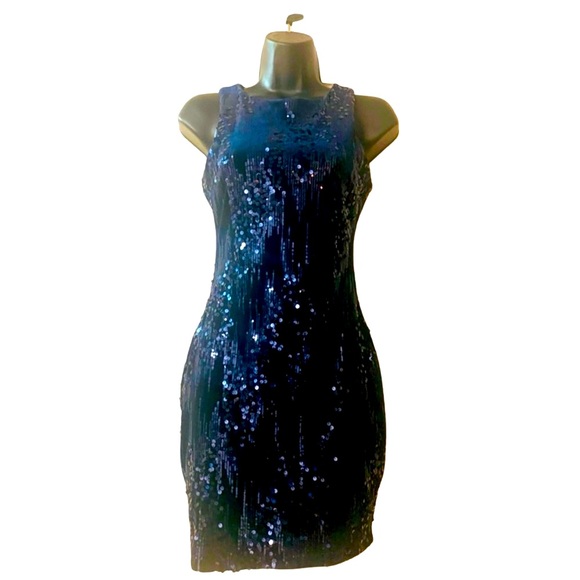Dresses & Skirts - Sequence Dress Navy blue XS